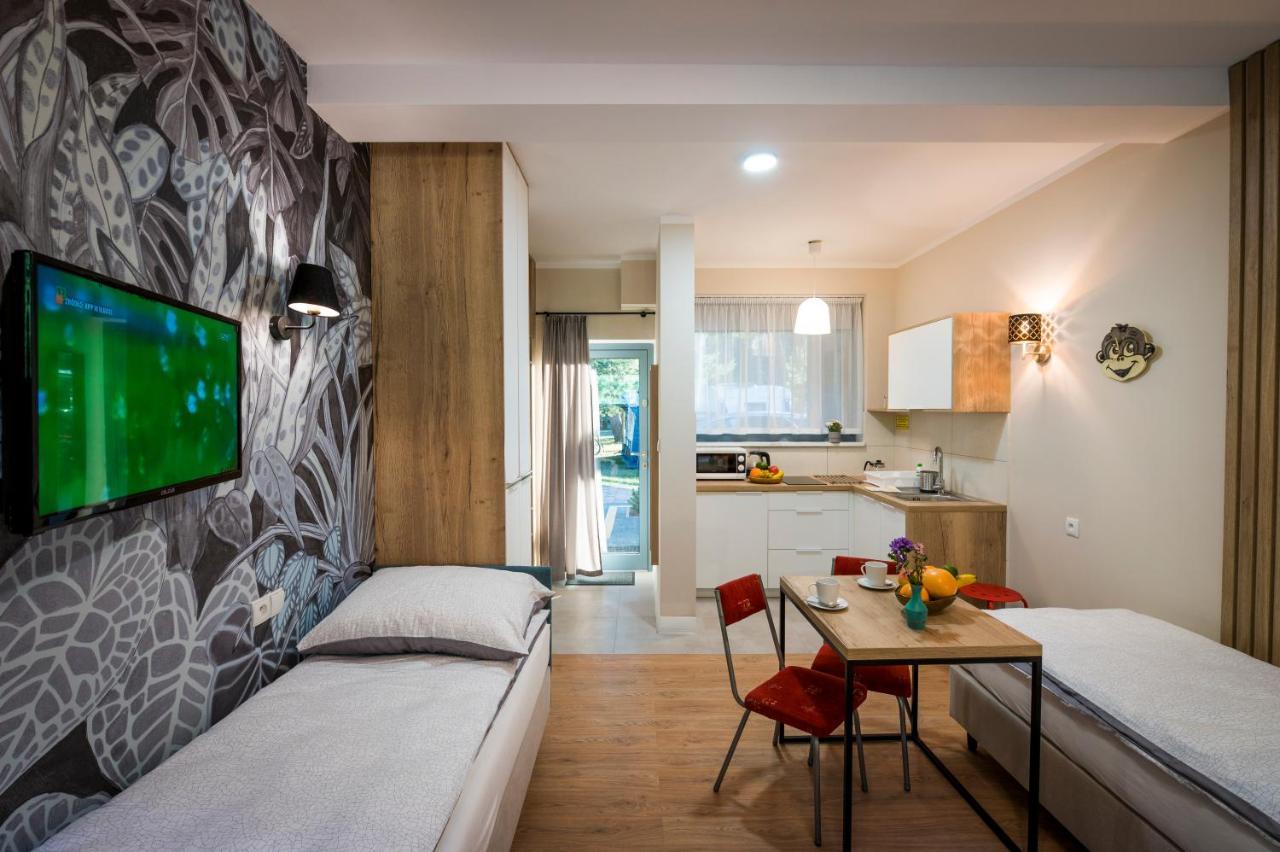 Apartamenty Camping Morski 웨바 외부 사진
