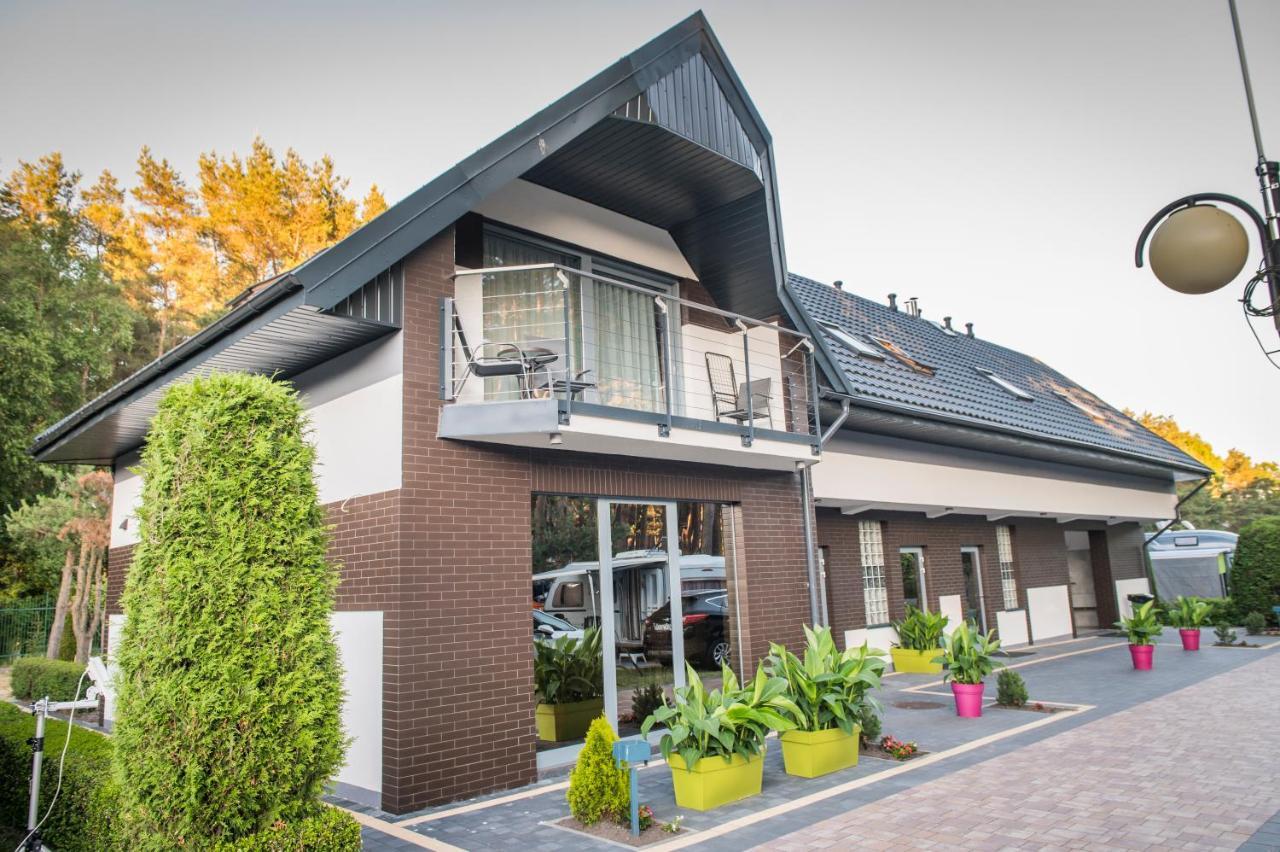 Apartamenty Camping Morski 웨바 외부 사진