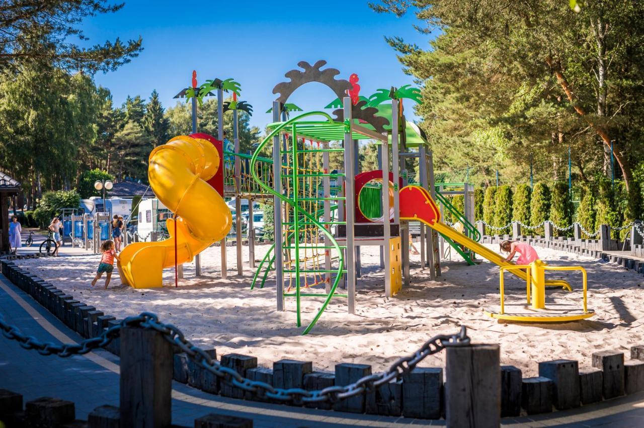 Apartamenty Camping Morski 웨바 외부 사진